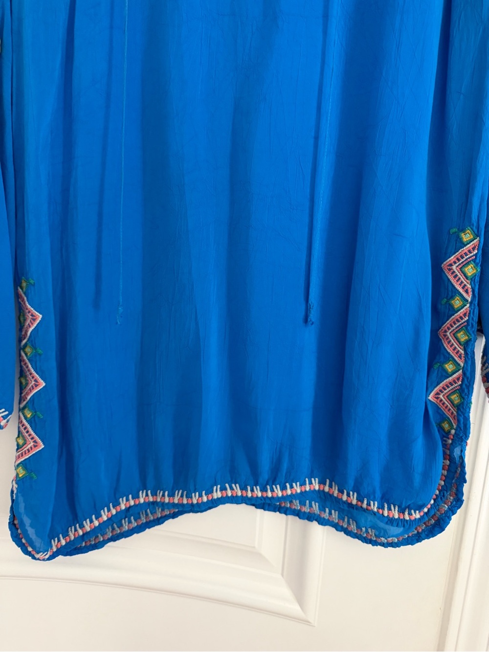 NWOT Johnny Was Blue Embroidered V-Neck Boho Top - size small - Picture 6 of 9